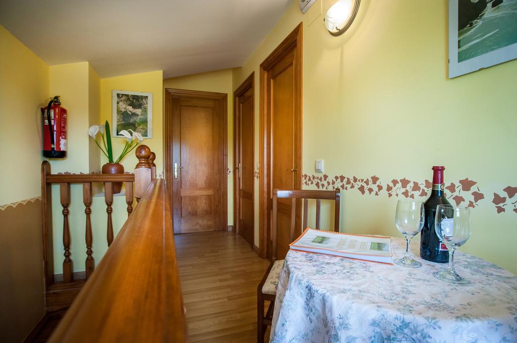 Apartamentos El Pradon De Santa Marina Parres de Llanes ห้อง รูปภาพ