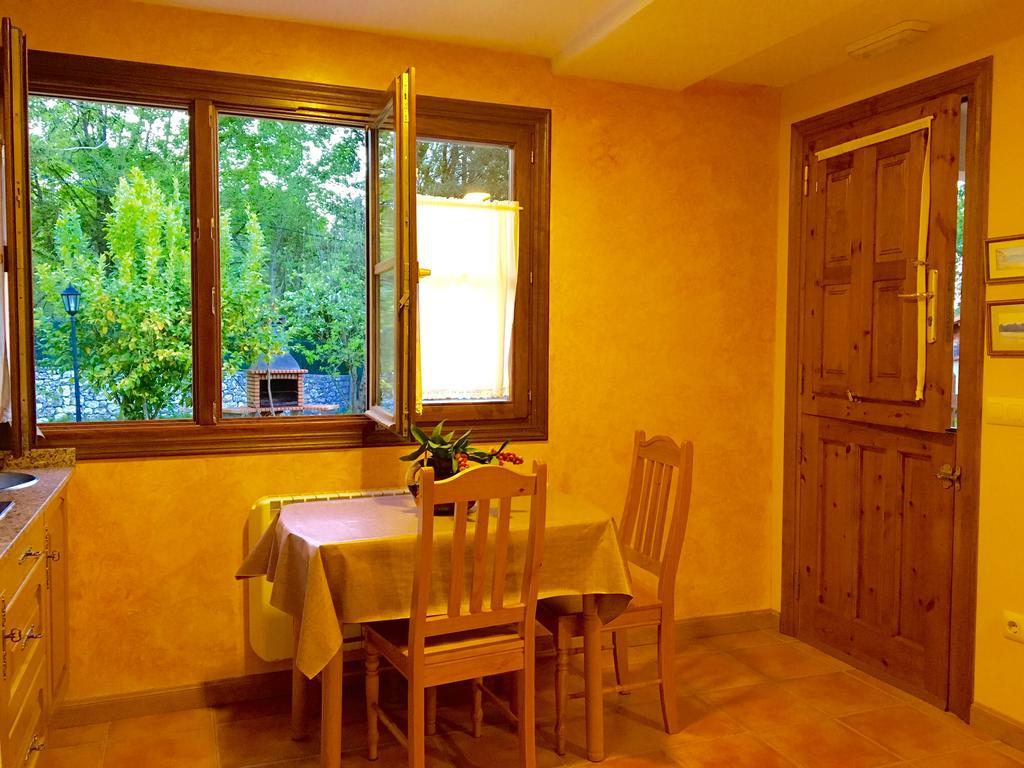 Apartamentos El Pradon De Santa Marina Parres de Llanes ภายนอก รูปภาพ
